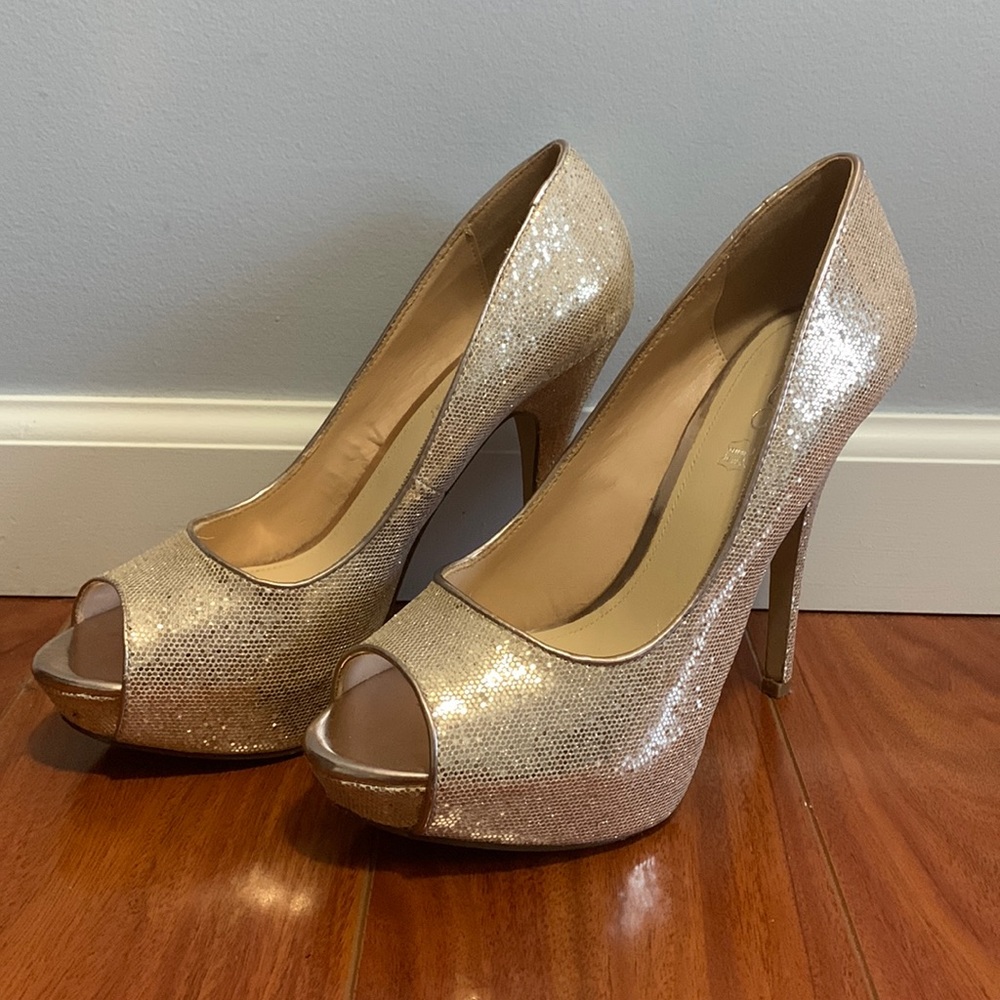 ALDO gold peep toe shoes - size 40 (women’s 8.5)